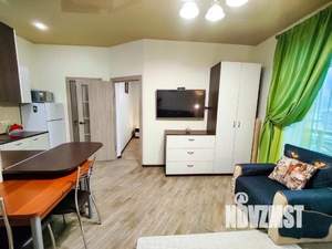 1-к квартира, посуточно, 40м2, 1/1 этаж