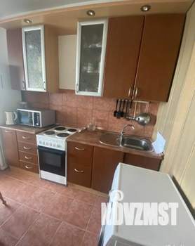 1-к квартира, посуточно, 42м2, 7/12 этаж