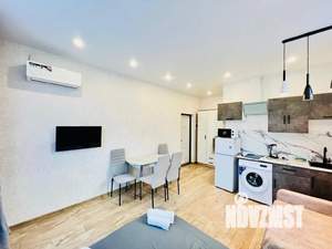 Студия квартира, посуточно, 28м2, 2/4 этаж