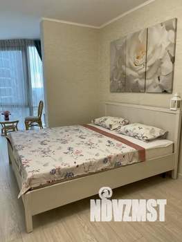 Студия квартира, посуточно, 35м2, 7/18 этаж