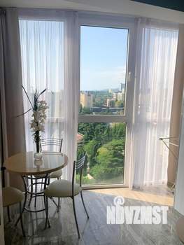 Студия квартира, посуточно, 30м2, 10/17 этаж