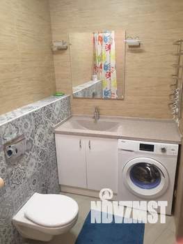 Студия квартира, посуточно, 35м2, 2/4 этаж