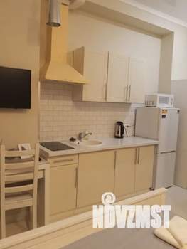 Студия квартира, посуточно, 15м2, 2/4 этаж
