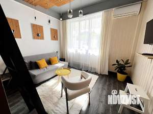Студия квартира, посуточно, 25м2, 1/7 этаж