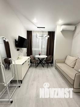 Студия квартира, посуточно, 30м2, 6/19 этаж