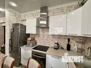 3-к квартира, посуточно, 60м2, 2/12 этаж