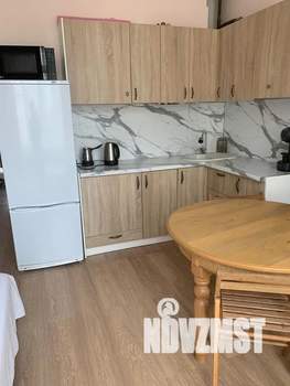 Студия квартира, посуточно, 30м2, 3/3 этаж