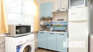 2-к квартира, посуточно, 40м2, 2/2 этаж