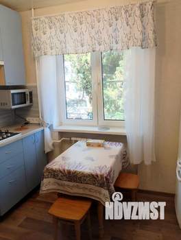 1-к квартира, посуточно, 30м2, 3/5 этаж