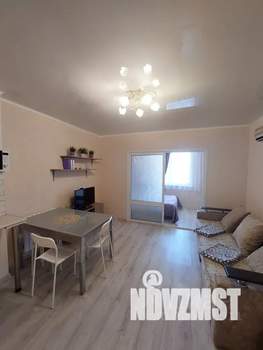 Студия квартира, посуточно, 35м2, 3/5 этаж