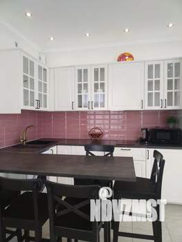 1-к квартира, посуточно, 60м2, 3/4 этаж