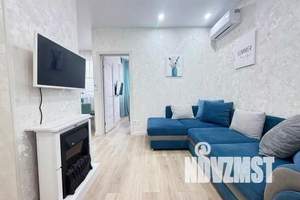 1-к квартира, посуточно, 36м2, 8/12 этаж