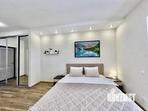 Студия квартира, посуточно, 35м2, 15/25 этаж