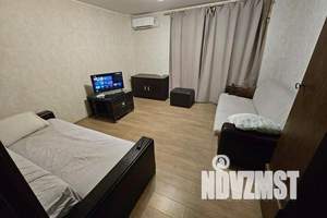 2-к квартира, посуточно, 45м2, 1/5 этаж