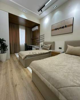 4-к квартира, на длительный срок, 130м2, 7/8 этаж