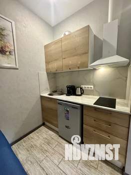 Студия квартира, посуточно, 31м2, 1/5 этаж