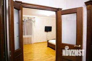 1-к квартира, посуточно, 95м2, 1/1 этаж