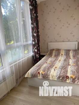 1-к квартира, посуточно, 40м2, 4/9 этаж
