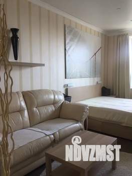 3-к квартира, посуточно, 90м2, 1/25 этаж