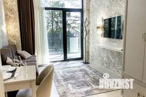 1-к квартира, посуточно, 40м2, 5/8 этаж