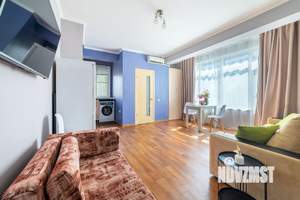 Студия квартира, посуточно, 27м2, 3/5 этаж