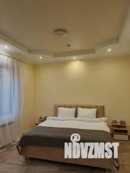 1-к квартира, посуточно, 49м2, 1/3 этаж