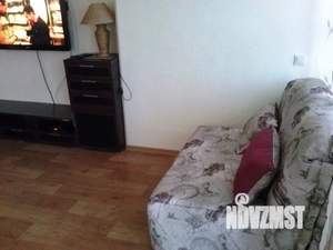 Студия квартира, посуточно, 38м2, 2/4 этаж