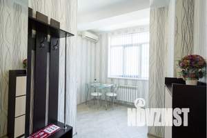 1-к квартира, посуточно, 30м2, 5/5 этаж