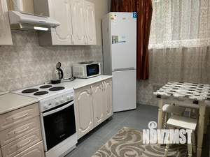 2-к квартира, посуточно, 38м2, 1/8 этаж