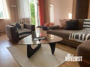 3-к квартира, на длительный срок, 104м2, 3/4 этаж