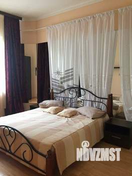 4-к квартира, на длительный срок, 170м2, 2/3 этаж