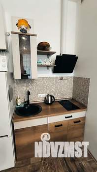 Студия квартира, посуточно, 24м2, 1/7 этаж