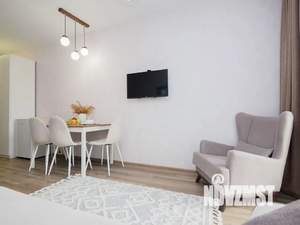 Студия квартира, посуточно, 24м2, 1/19 этаж