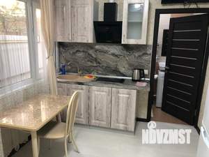 Студия квартира, посуточно, 28м2, 1/3 этаж