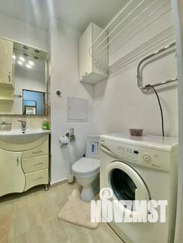 Студия квартира, посуточно, 30м2, 1/7 этаж