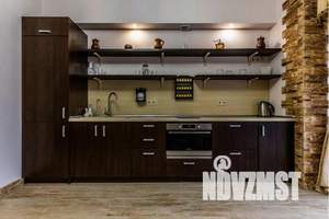 2-к квартира, посуточно, 65м2, 1/4 этаж