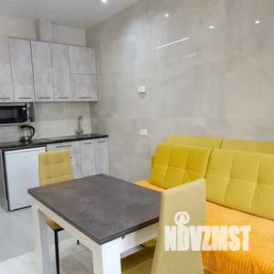 Студия квартира, посуточно, 30м2, 7/20 этаж