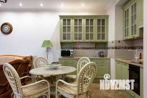 1-к квартира, посуточно, 110м2, 1/1 этаж