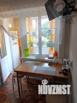 1-к квартира, посуточно, 27м2, 3/5 этаж