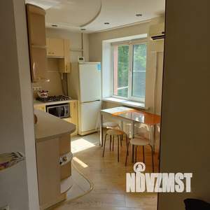 1-к квартира, посуточно, 35м2, 3/5 этаж