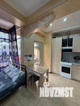 Студия квартира, посуточно, 33м2, 2/8 этаж
