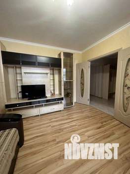 1-к квартира, посуточно, 56м2, 1/1 этаж