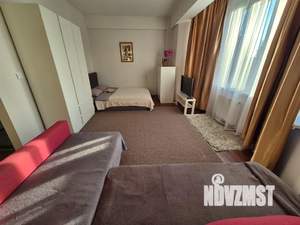 Студия квартира, посуточно, 36м2, 2/6 этаж