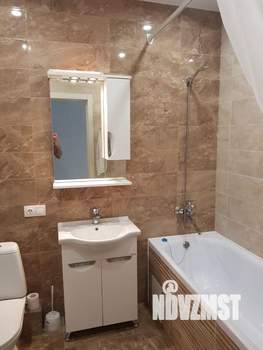 Студия квартира, посуточно, 37м2, 17/19 этаж