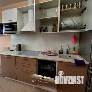 2-к квартира, посуточно, 50м2, 21/25 этаж