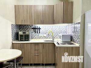 Студия квартира, посуточно, 25м2, 1/19 этаж