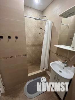 Студия квартира, посуточно, 24м2, 1/3 этаж