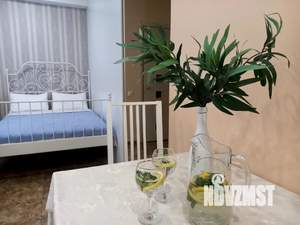 1-к квартира, посуточно, 35м2, 1/7 этаж
