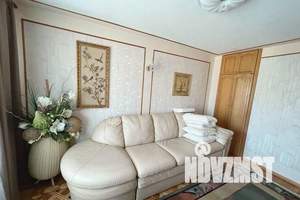 3-к квартира, посуточно, 60м2, 2/5 этаж