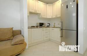 Студия квартира, посуточно, 35м2, 1/4 этаж